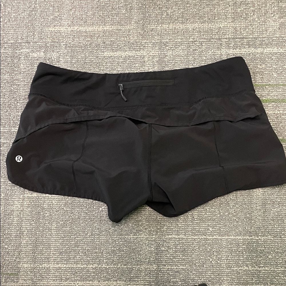 lululemon Speed Up  2.5” Black Athletic Shorts